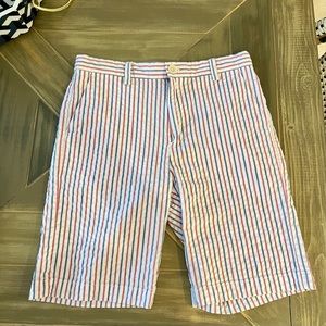 Vineyard Vines seersucker short